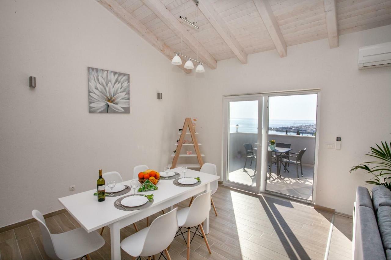Luxury Sea View Apartment Есенице Экстерьер фото